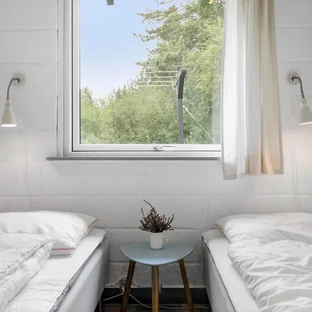 0167-romo-julianehab-12 * Kongsmark